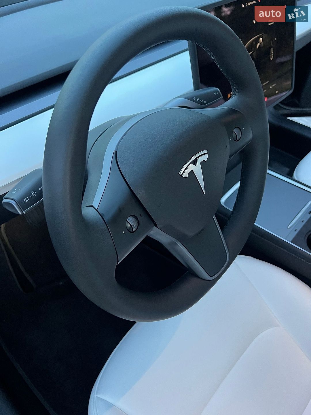 Tesla Model 3 2023 VIN 5YJ3E1EB5PF603360 фото оголошення 22 з 42