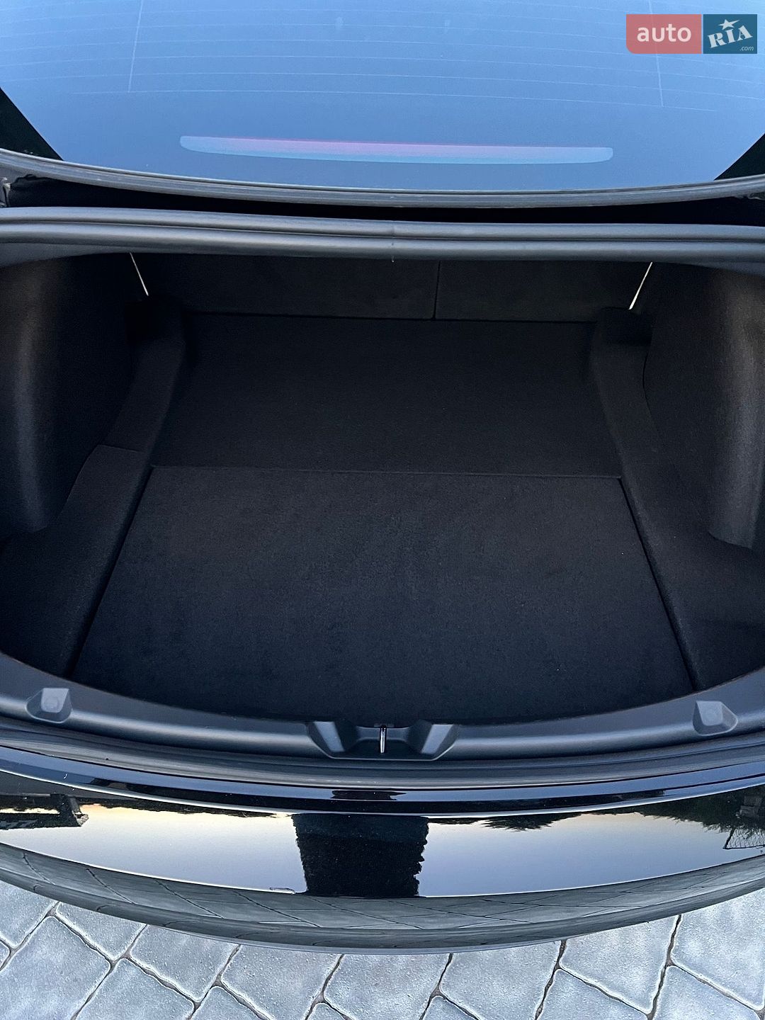 Tesla Model 3 2023 VIN 5YJ3E1EB5PF603360 фото оголошення 29 з 42