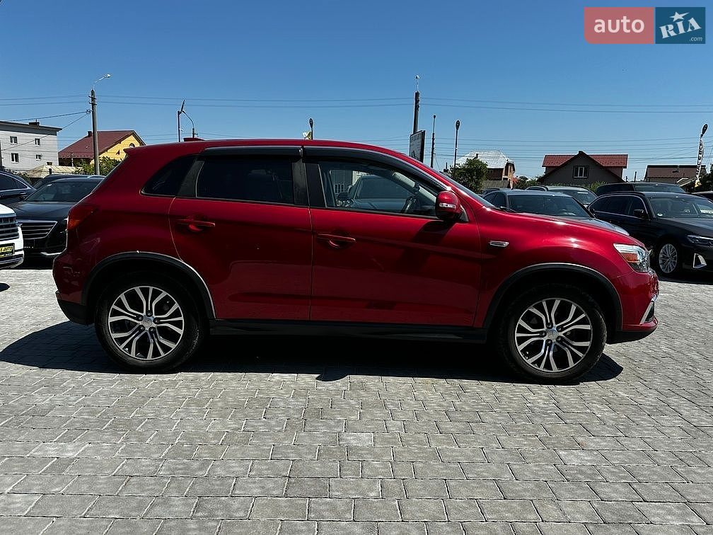 Mitsubishi Outlander Sport 2018 VIN JA4AP3AW0JU003148 фото оголошення 8 з 25