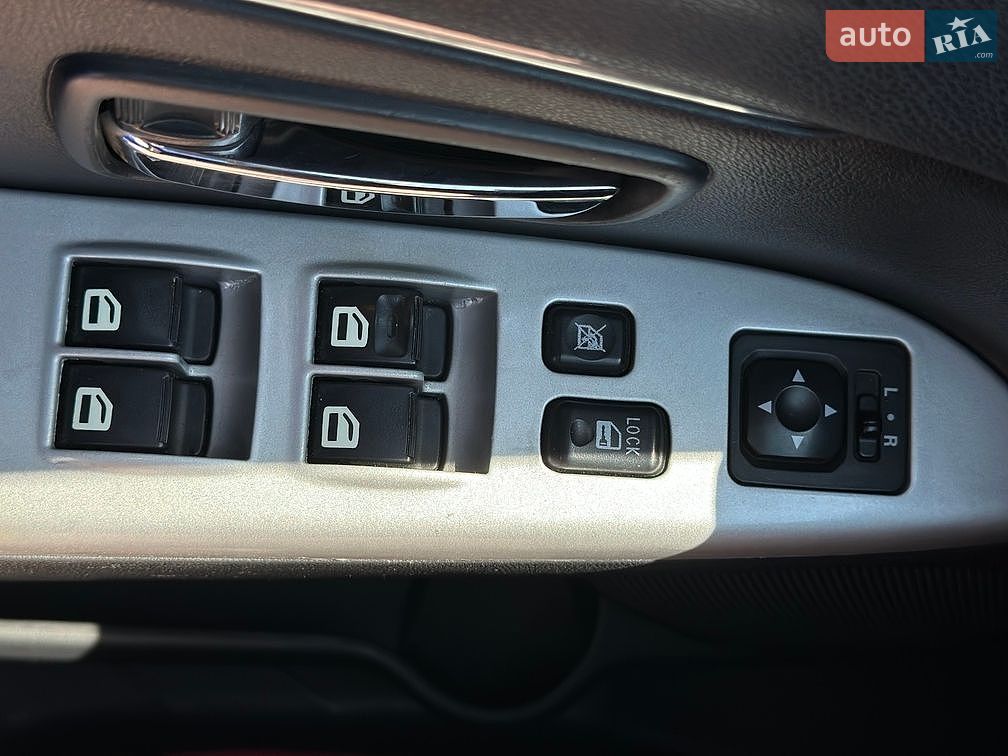 Mitsubishi Outlander Sport 2018 VIN JA4AP3AW0JU003148 фото оголошення 9 з 25