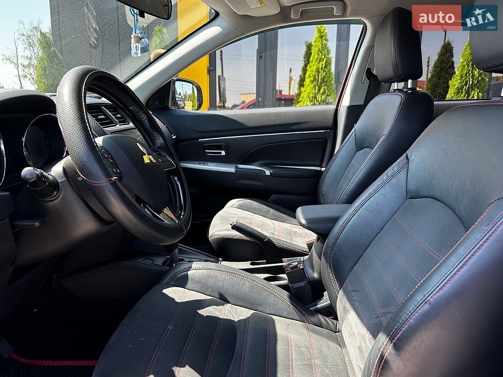 Mitsubishi Outlander Sport 2018 VIN JA4AP3AW0JU003148 фото оголошення 10 з 25