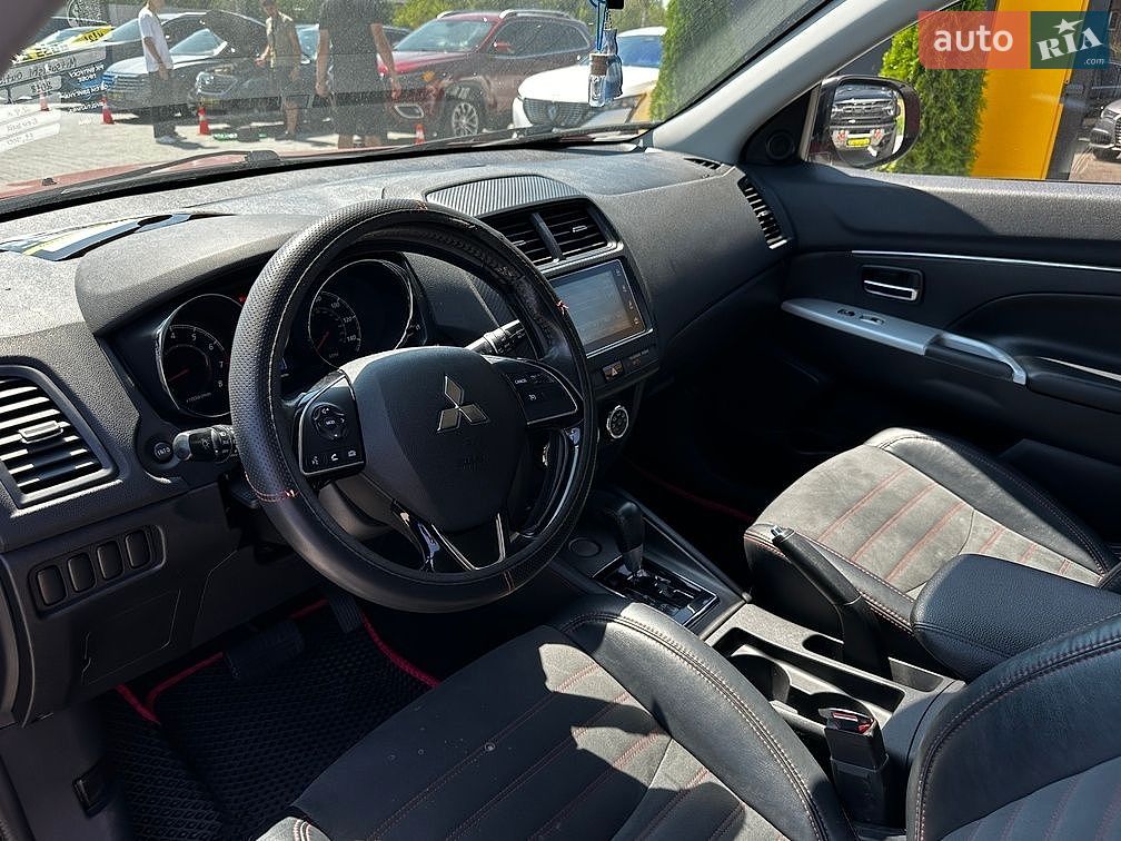 Mitsubishi Outlander Sport 2018 VIN JA4AP3AW0JU003148 фото оголошення 11 з 25