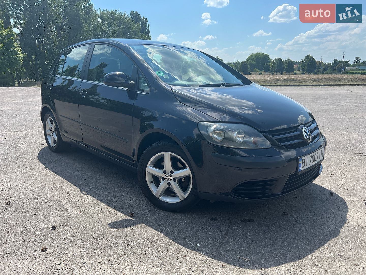 Volkswagen Golf 2005 VIN WVWZZZ1KZ5W541905 фото оголошення 2 з 19