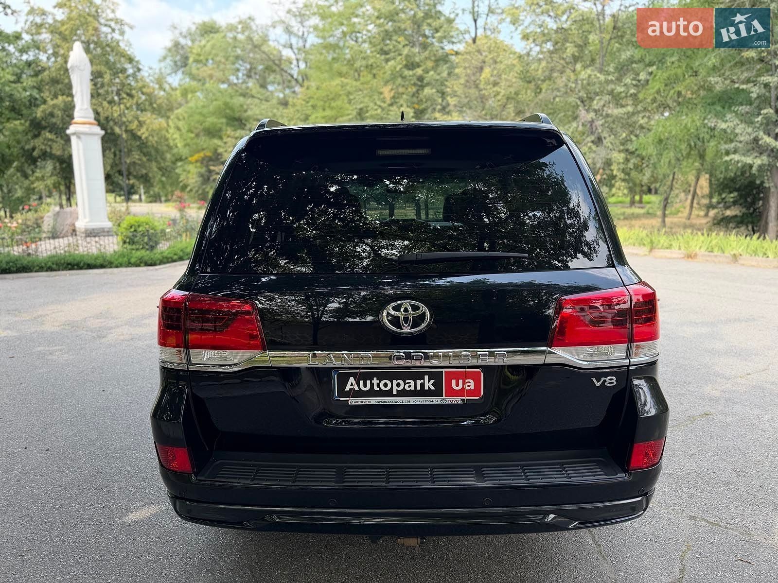 Toyota Land Cruiser 2018 VIN JTMCV02J504245258 фото оголошення 6 з 30