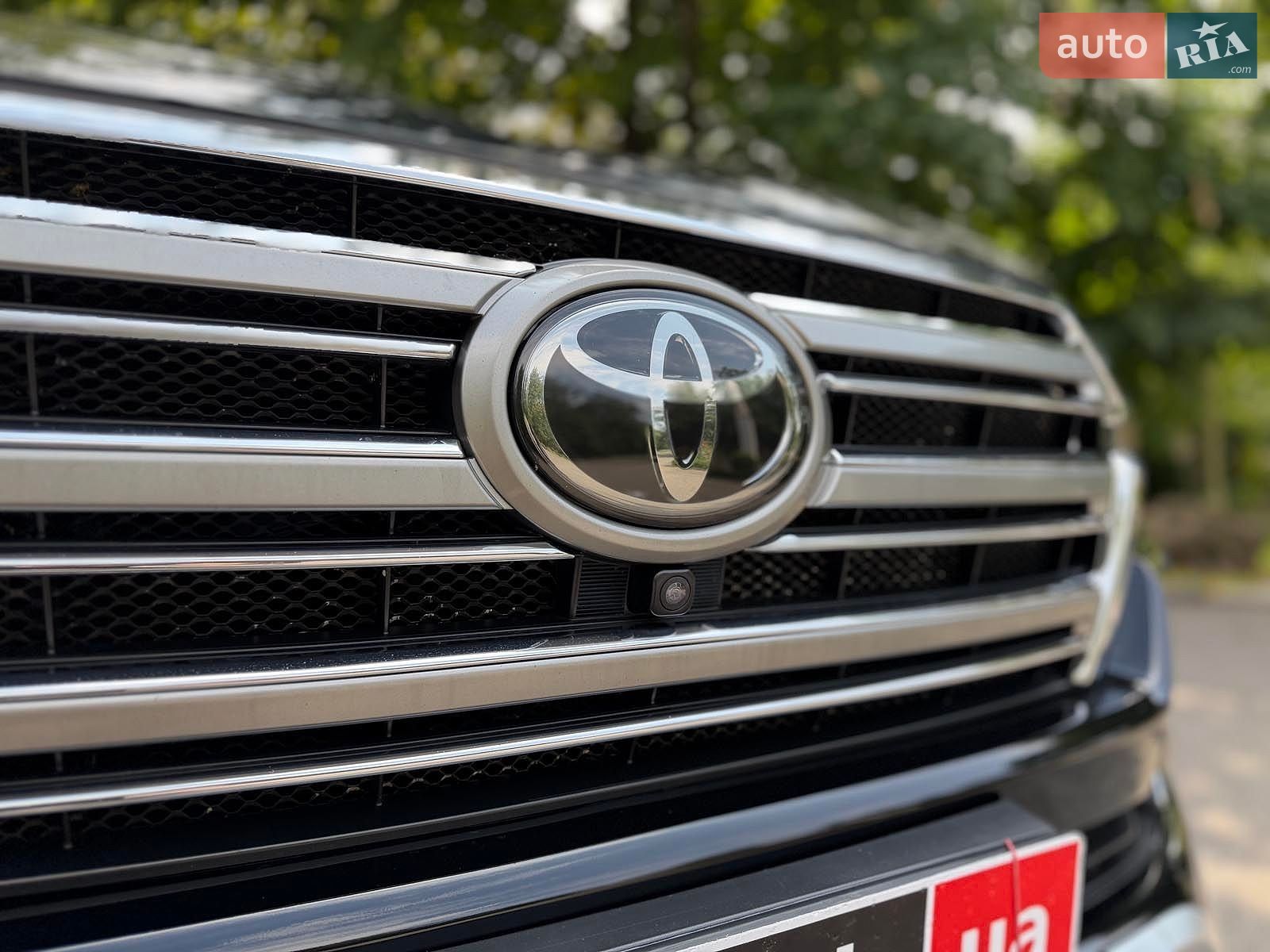 Toyota Land Cruiser 2018 VIN JTMCV02J504245258 фото оголошення 9 з 30