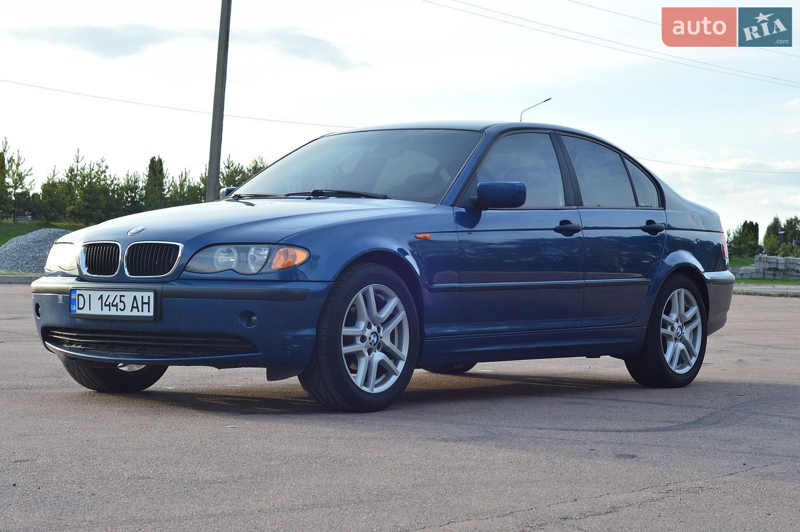 BMW 3 Series 2003 VIN WBAAY71030CJ73057 фото оголошення 2 з 11