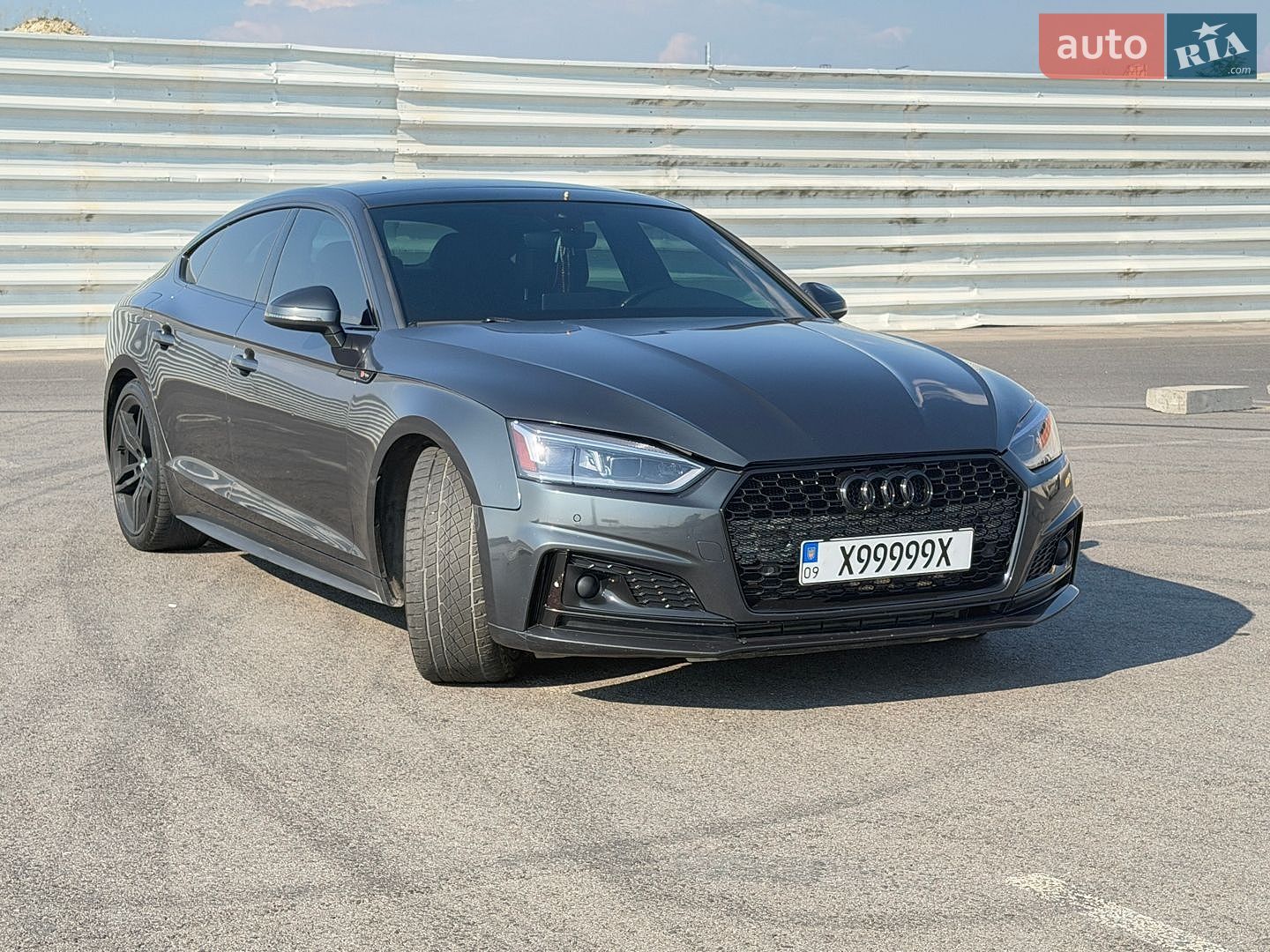 Audi A5 2018 VIN WAUENCF53JA118189 фото оголошення 32 з 37