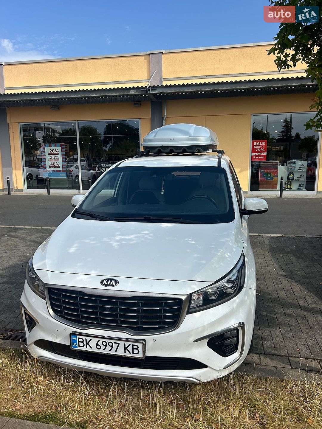 Kia Carnival 2018 VIN KNAME81ABKS507161 фото оголошення 4 з 16