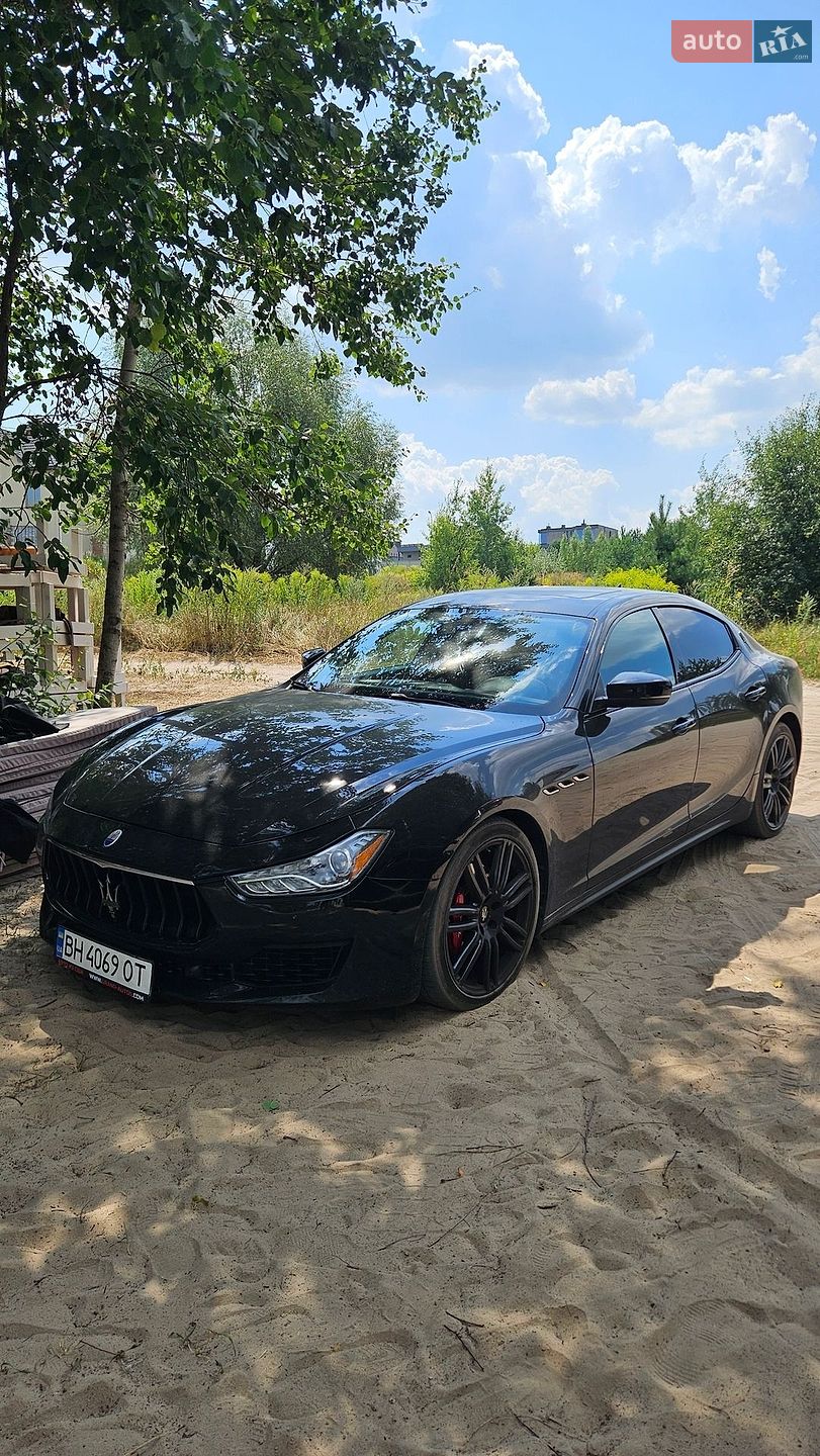 MASERATI GHIBLI 2018 VIN ZAM57XSA9J1304693 фото оголошення 2 з 12
