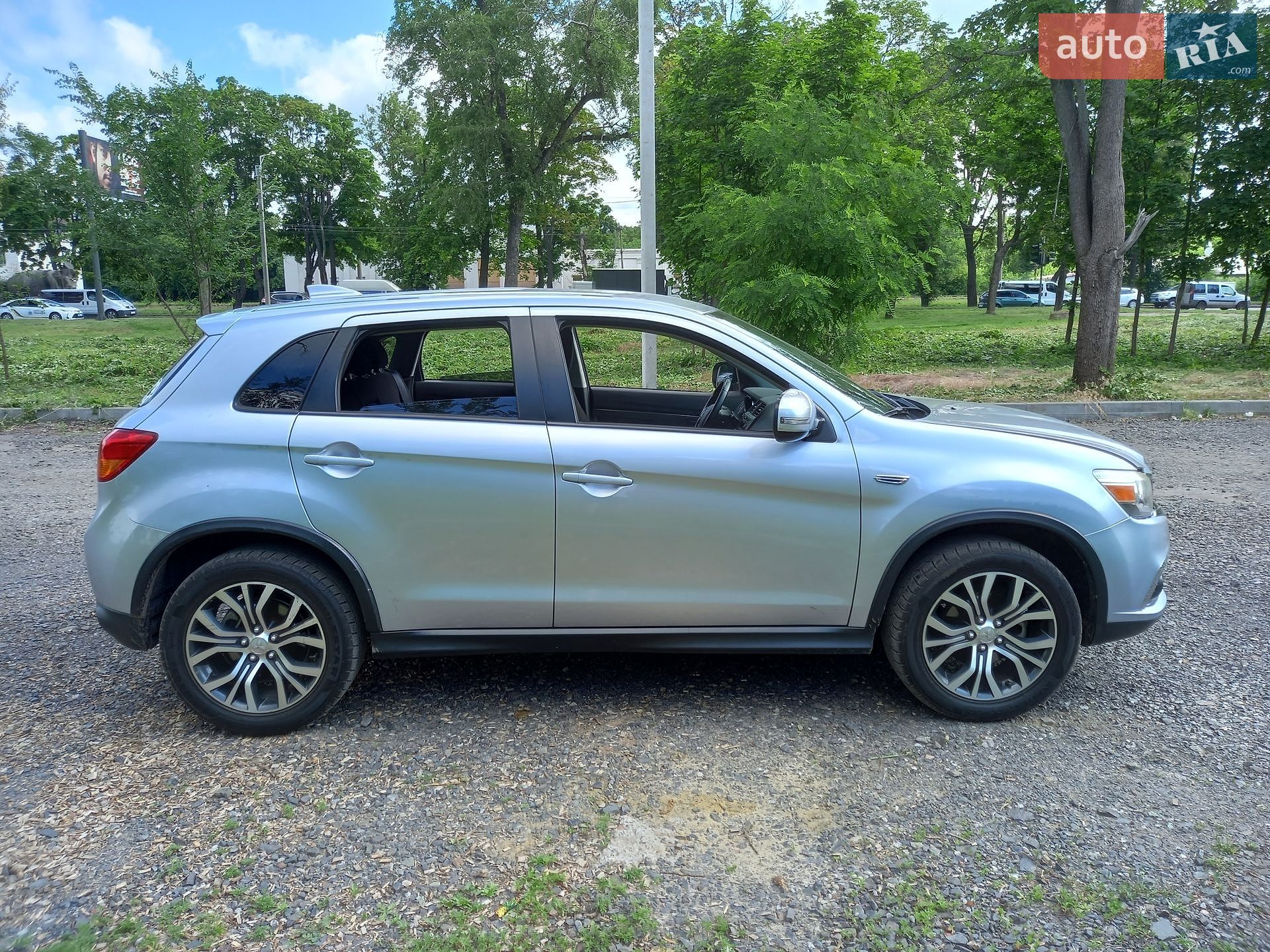 Mitsubishi Outlander Sport 2017 VIN JA4AP3AU7HZ061558 фото оголошення 3 з 42