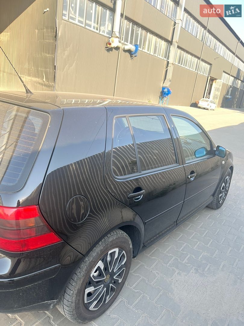 Volkswagen Golf 2000 VIN WVWZZZ1JZ1P345787 фото оголошення 2 з 38