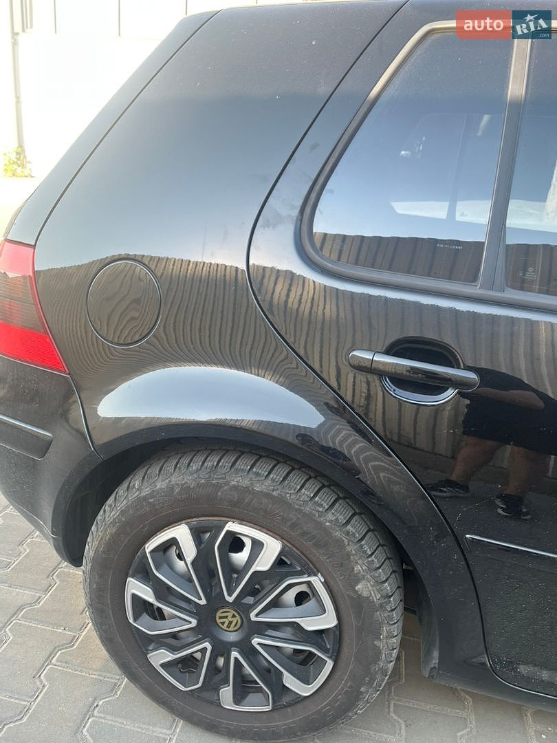 Volkswagen Golf 2000 VIN WVWZZZ1JZ1P345787 фото оголошення 27 з 38