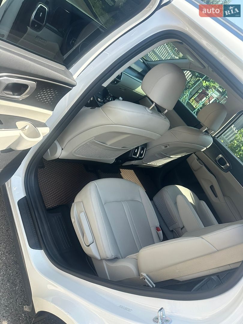 Kia Sorento 2022 VIN KNDRG4LG3N5113518 фото оголошення 9 з 49