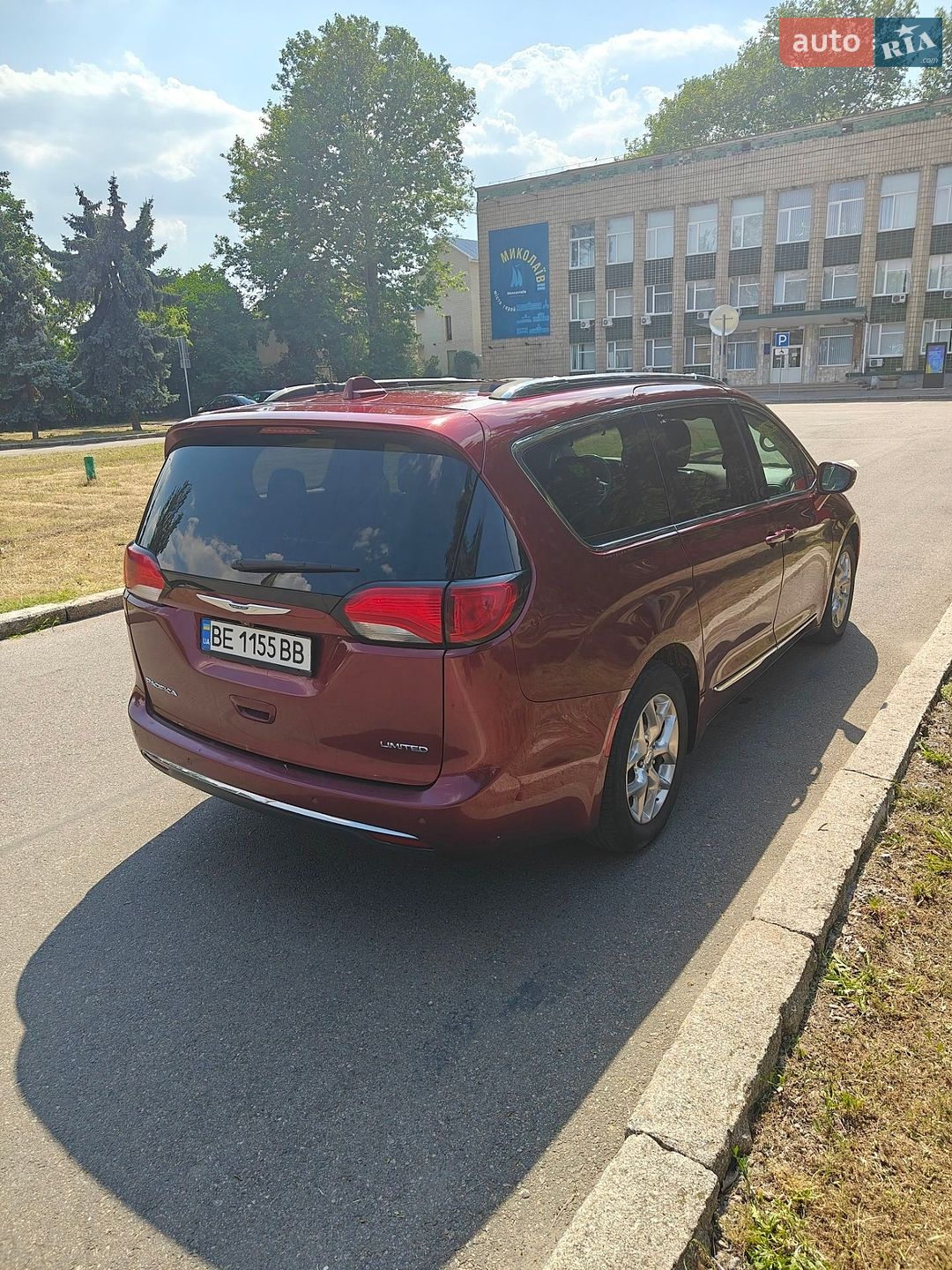 Chrysler Pacifica 2018 VIN 2C4RC1GG4JR232793 фото оголошення 13 з 18