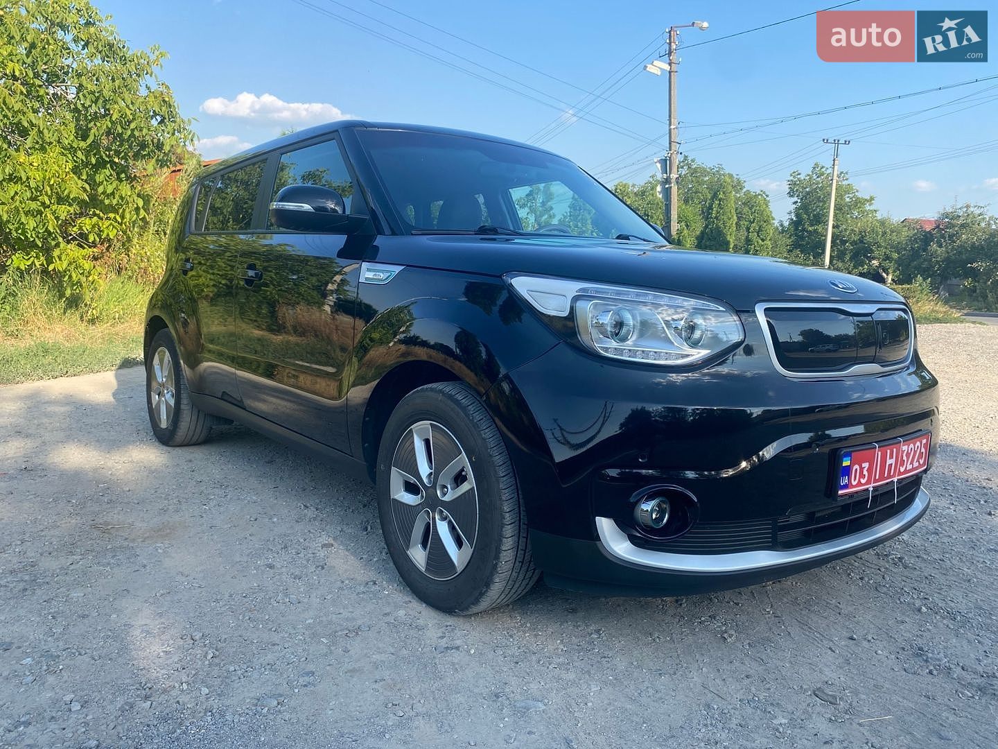 Kia Soul EV 2018 VIN KNAJX81EFJ7031776 фото оголошення 2 з 17
