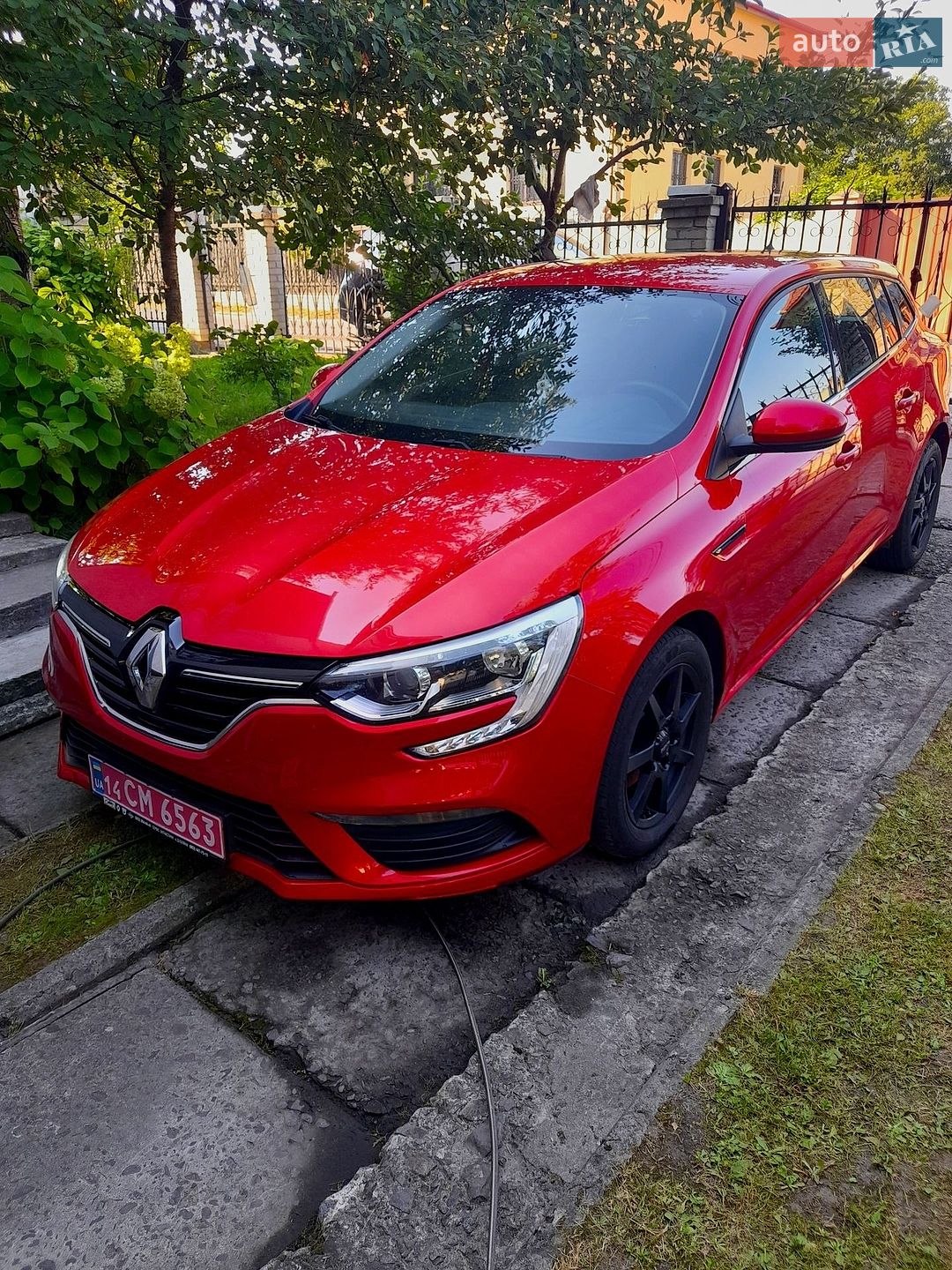 Renault Megane 2017 VIN VF1RFB00358889885 фото оголошення 3 з 47