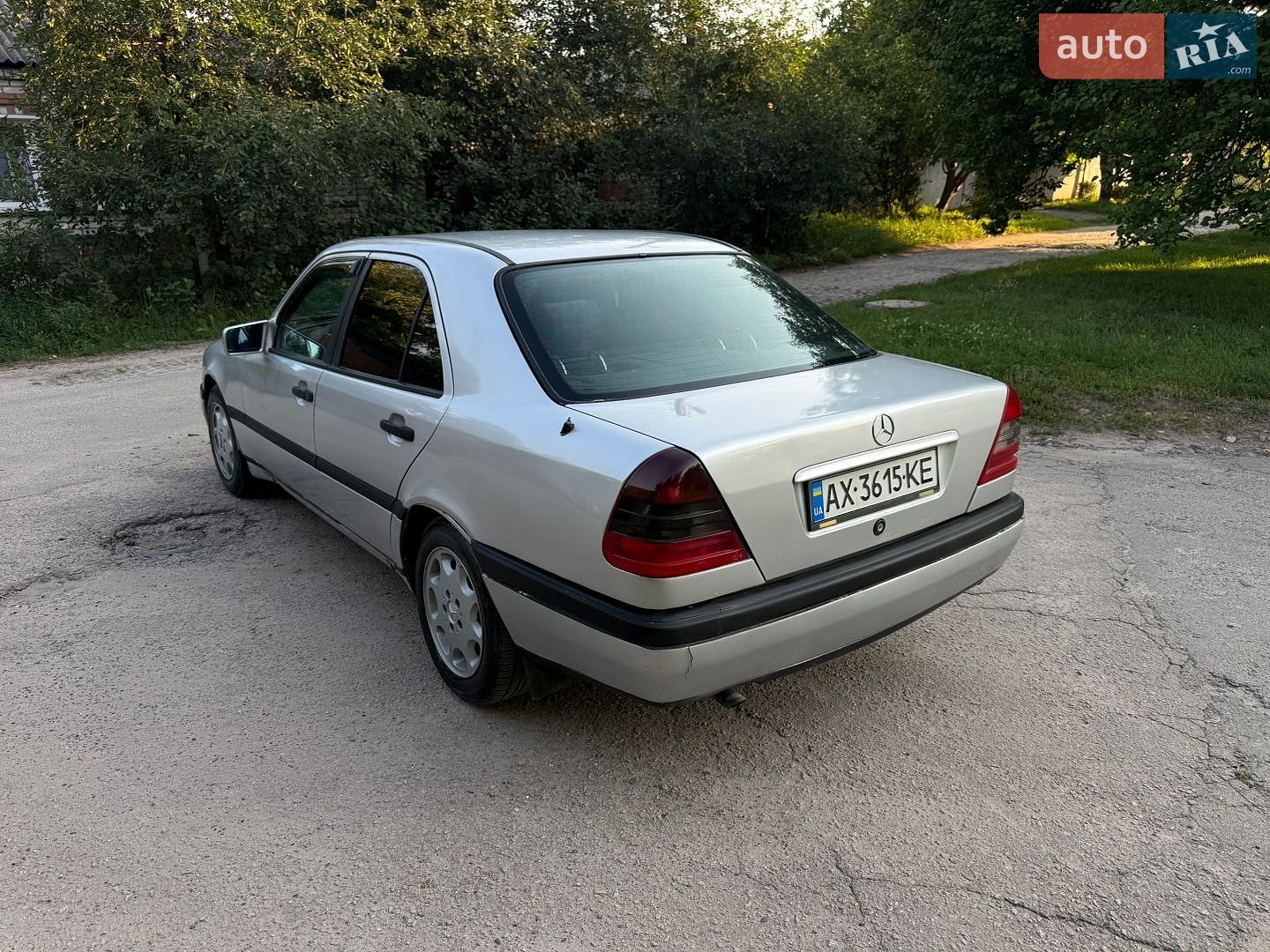 Mercedes-Benz C-Class 1996 VIN WDB2020181F469092 фото оголошення 5 з 16