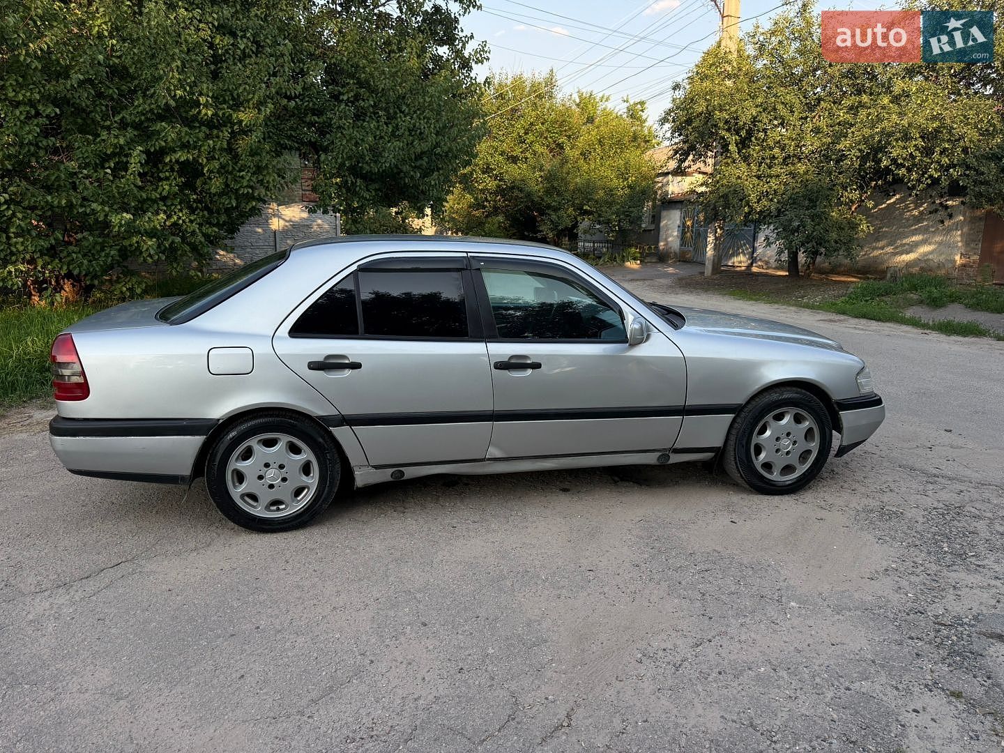 Mercedes-Benz C-Class 1996 VIN WDB2020181F469092 фото оголошення 10 з 16