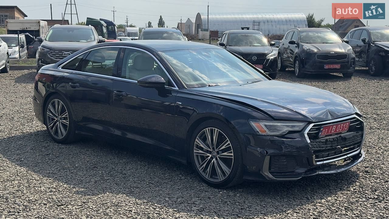 Audi A6 2018 VIN WAUL2AF27KN017421 фото оголошення 2 з 31