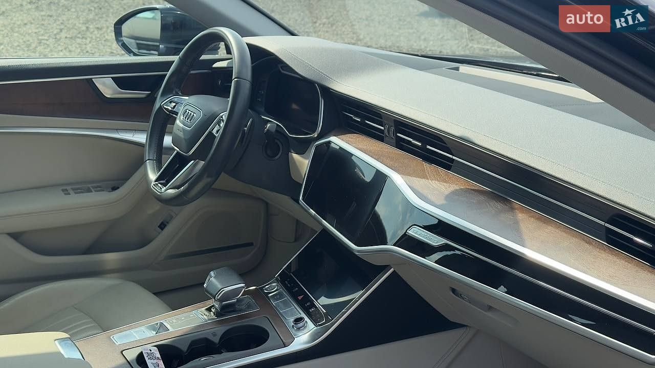 Audi A6 2018 VIN WAUL2AF27KN017421 фото оголошення 12 з 31