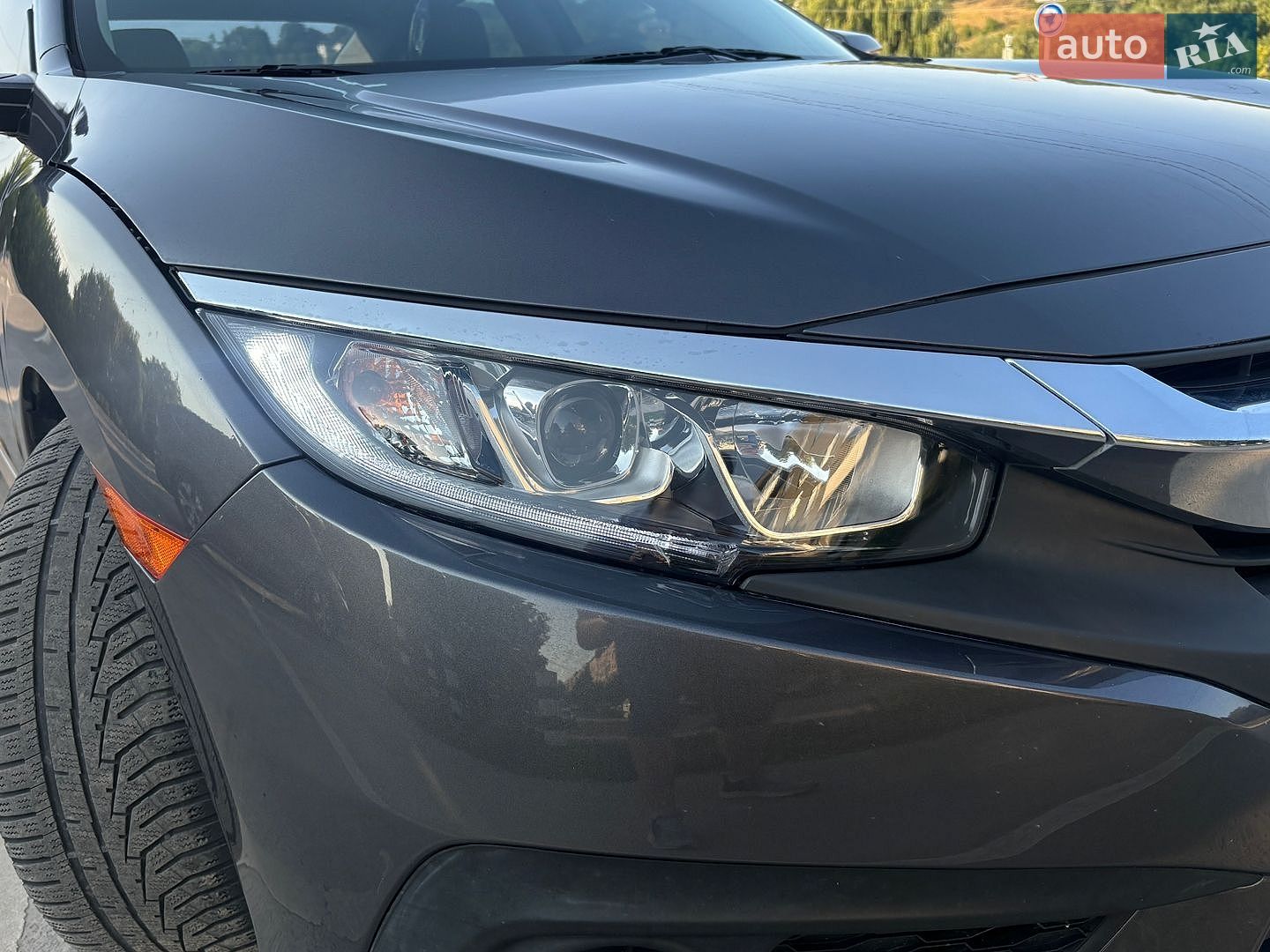 Honda Civic 2018 VIN 2HGFC2F8XJH596081 фото оголошення 11 з 21