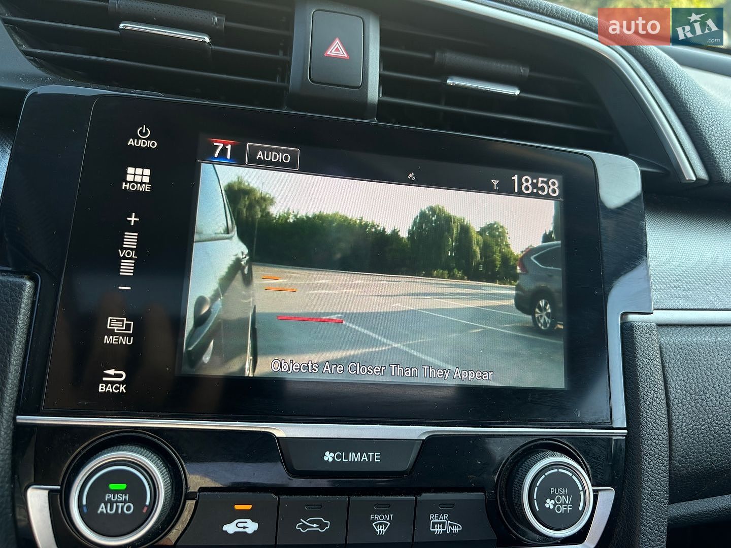 Honda Civic 2018 VIN 2HGFC2F8XJH596081 фото оголошення 20 з 21