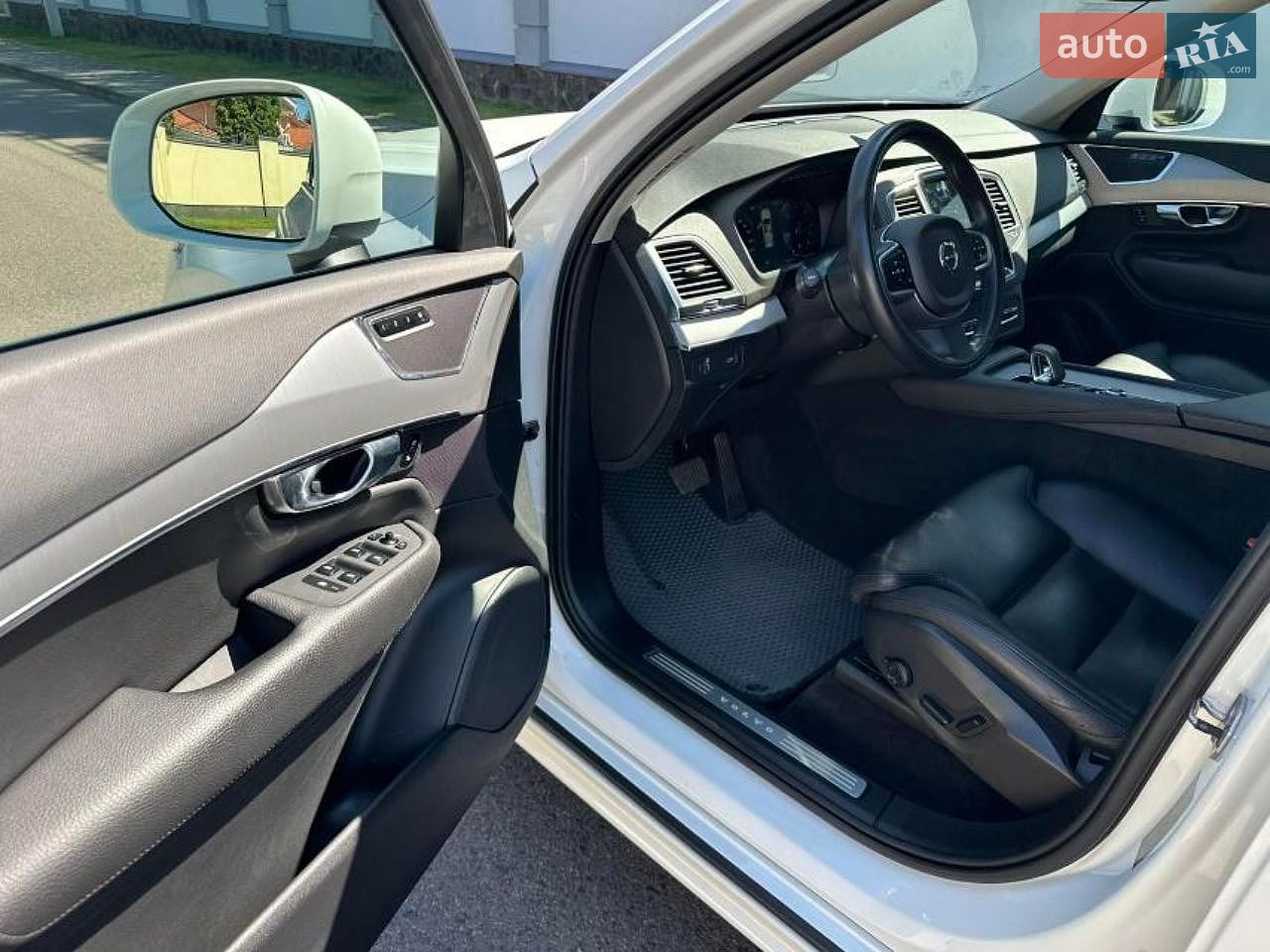 Volvo XC90 2021 VIN YV1LCK2VCN1799080 фото оголошення 6 з 12