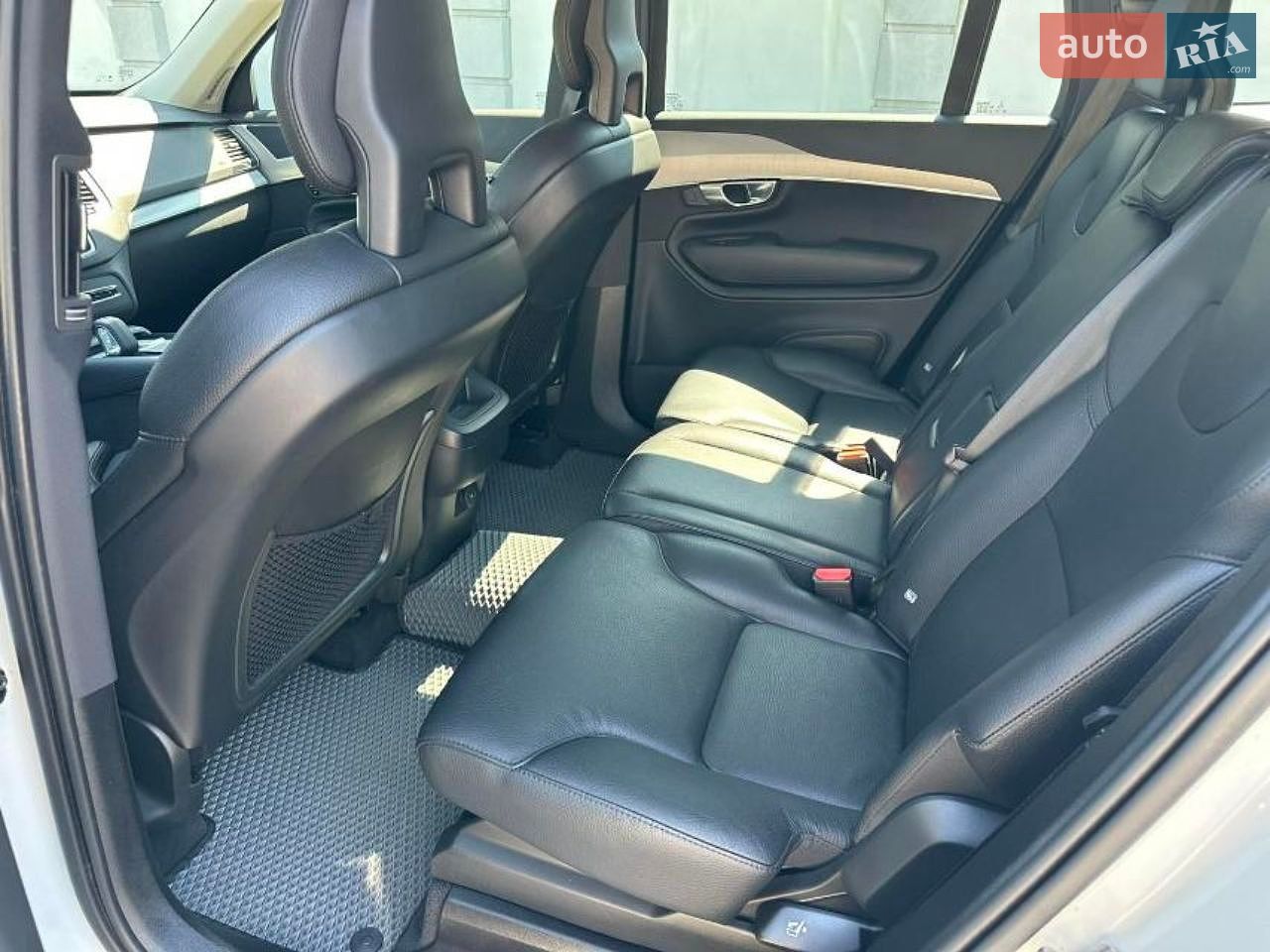 Volvo XC90 2021 VIN YV1LCK2VCN1799080 фото оголошення 11 з 12