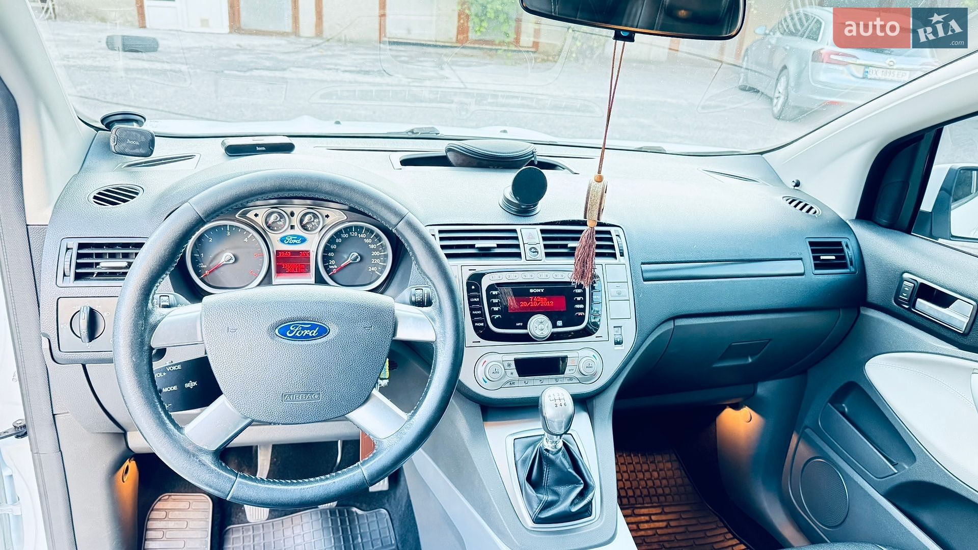 Ford Kuga 2012 VIN WF0RXXGCDRCY80404 фото оголошення 2 з 13