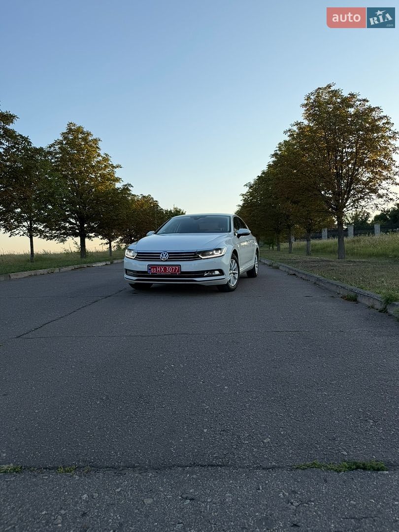 Volkswagen Passat 2017 VIN WVWZZZ3CZHE031744 фото оголошення 16 з 29