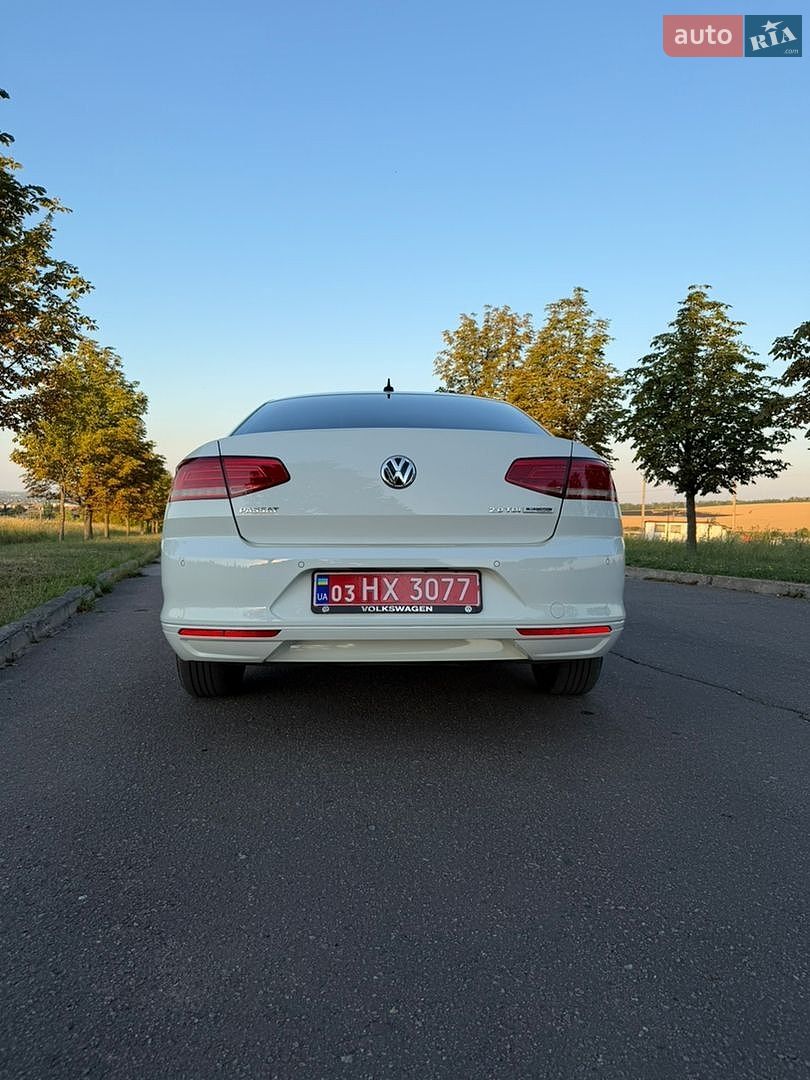 Volkswagen Passat 2017 VIN WVWZZZ3CZHE031744 фото оголошення 11 з 29