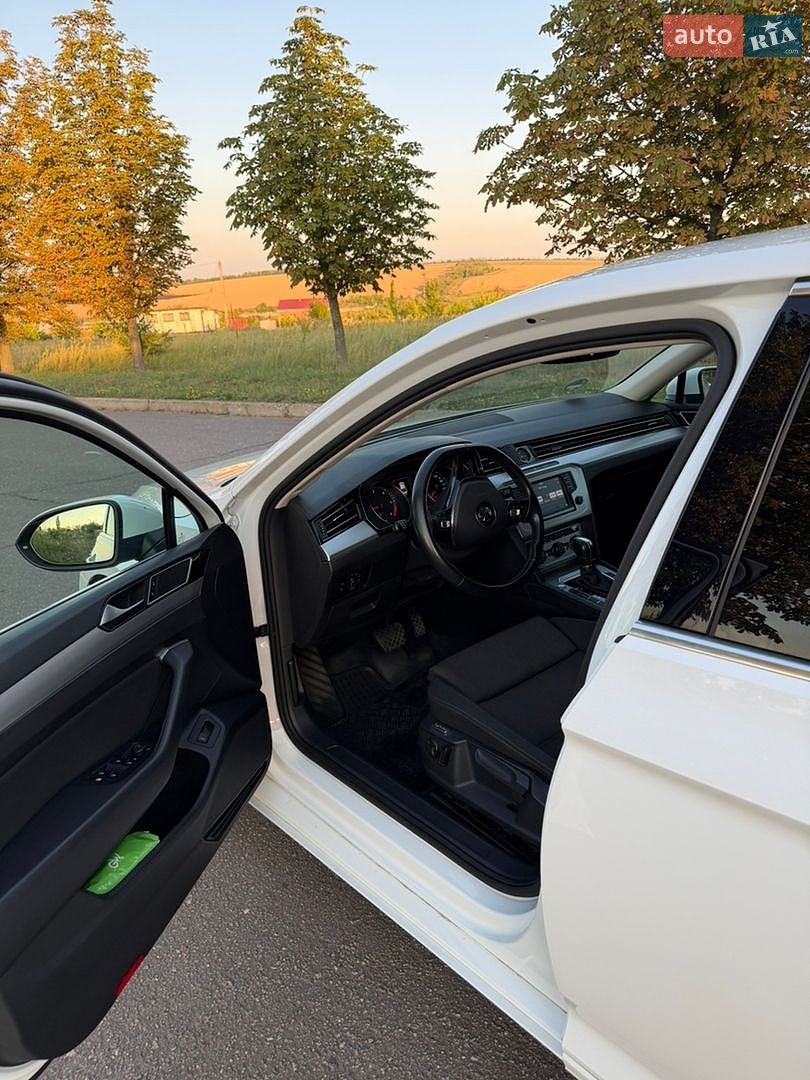 Volkswagen Passat 2017 VIN WVWZZZ3CZHE031744 фото оголошення 21 з 29