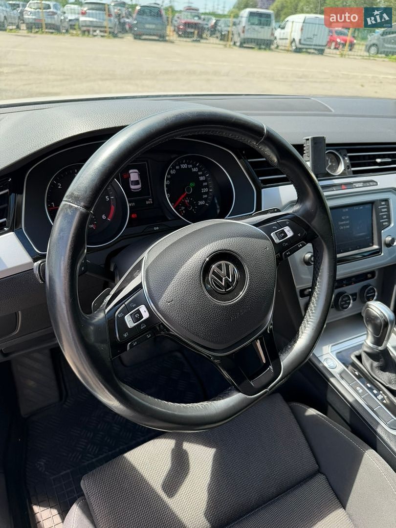 Volkswagen Passat 2017 VIN WVWZZZ3CZHE031744 фото оголошення 24 з 29