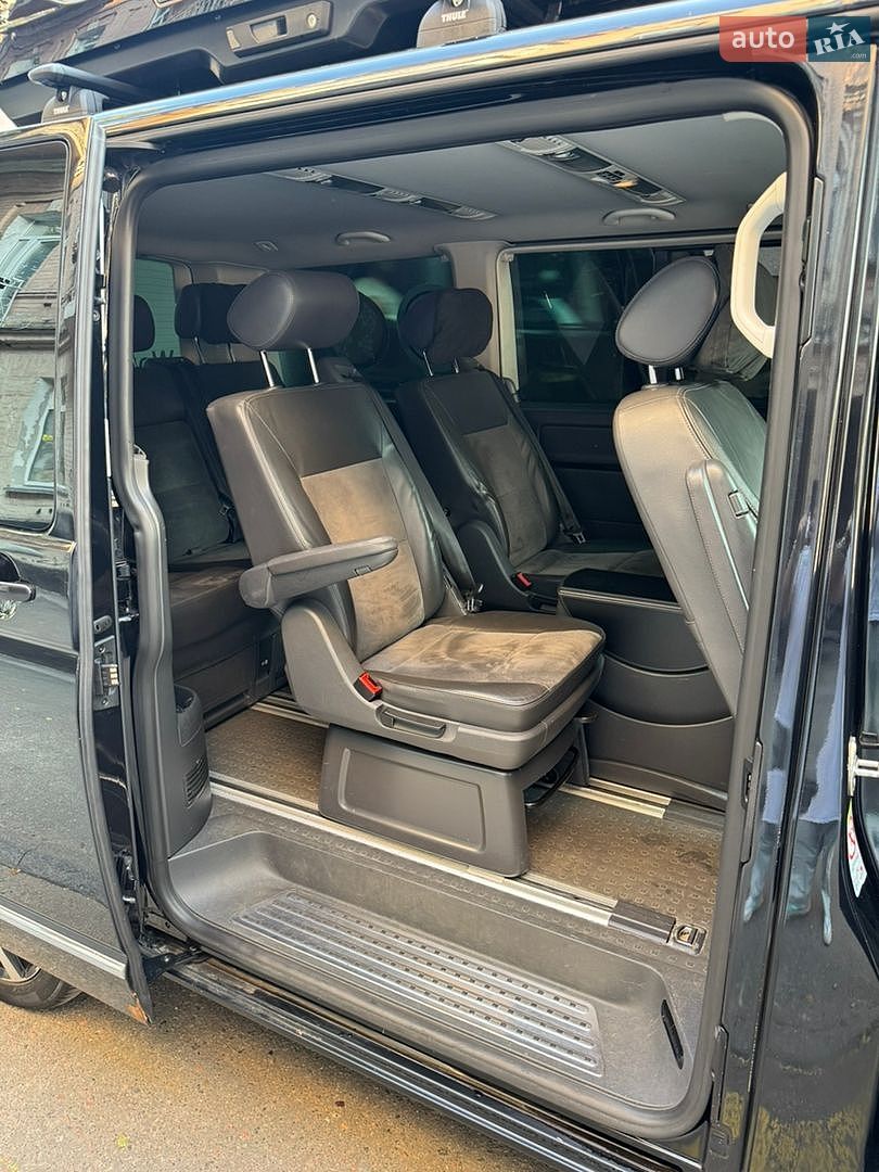 Volkswagen Multivan 2010 VIN WV2ZZZ7HZBH030205 фото оголошення 6 з 18