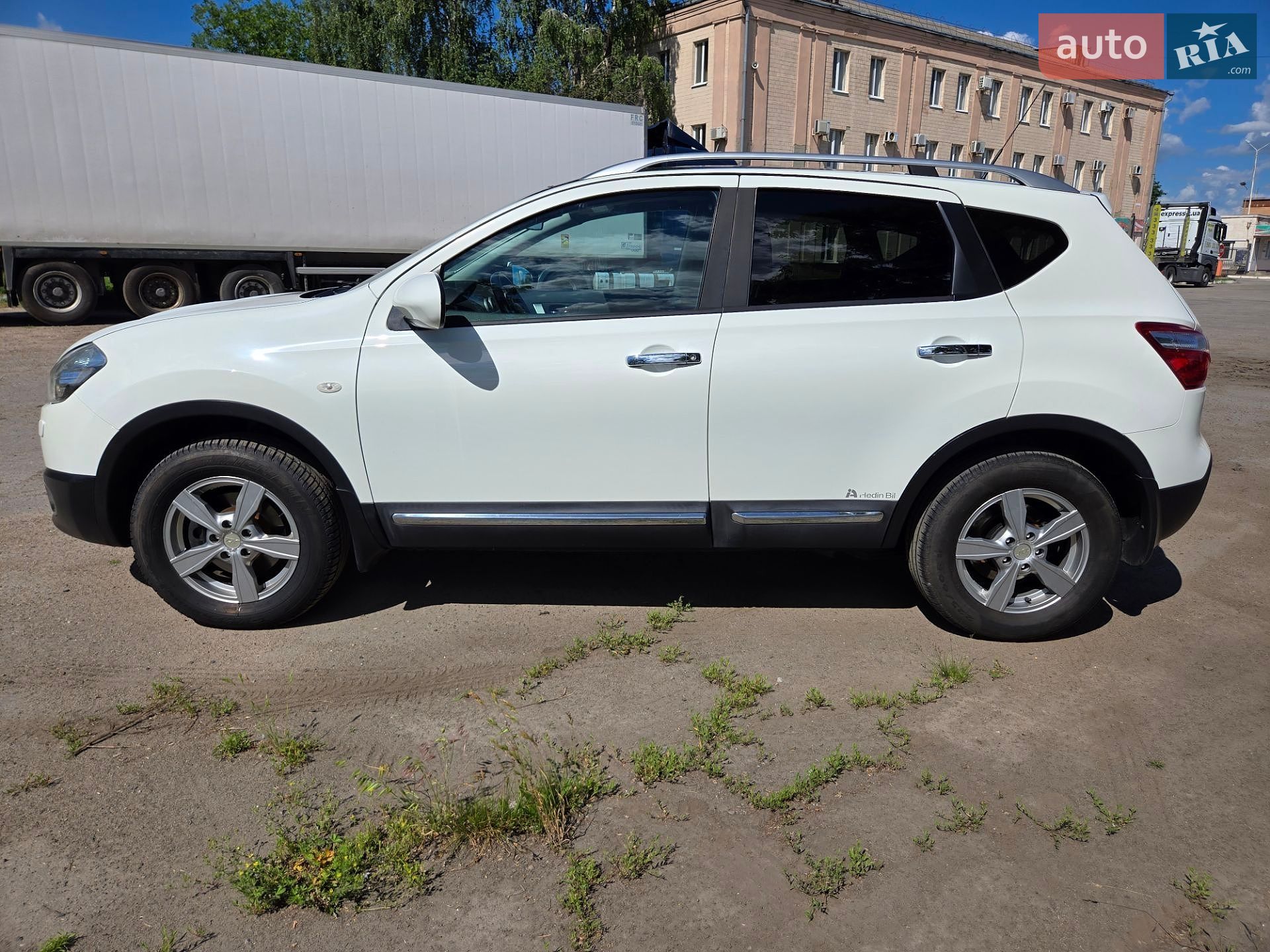 Nissan Qashqai 2011 VIN SJNFBAJ10U2319840 фото оголошення 6 з 37
