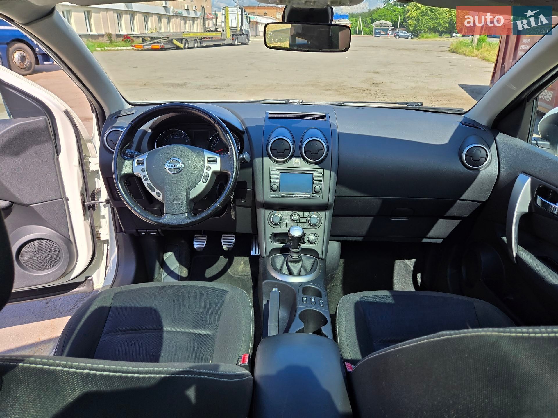 Nissan Qashqai 2011 VIN SJNFBAJ10U2319840 фото оголошення 16 з 37