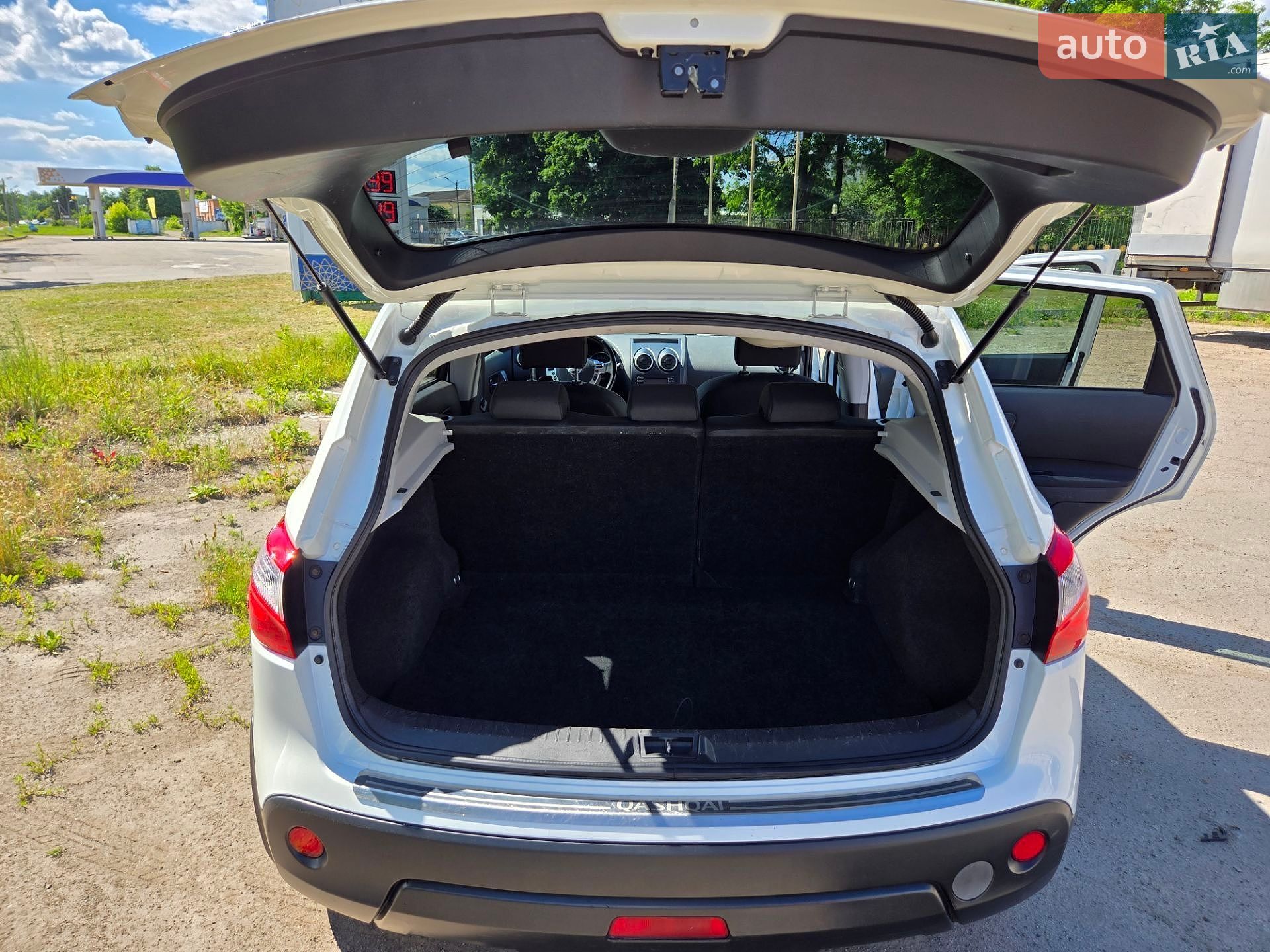 Nissan Qashqai 2011 VIN SJNFBAJ10U2319840 фото оголошення 27 з 37