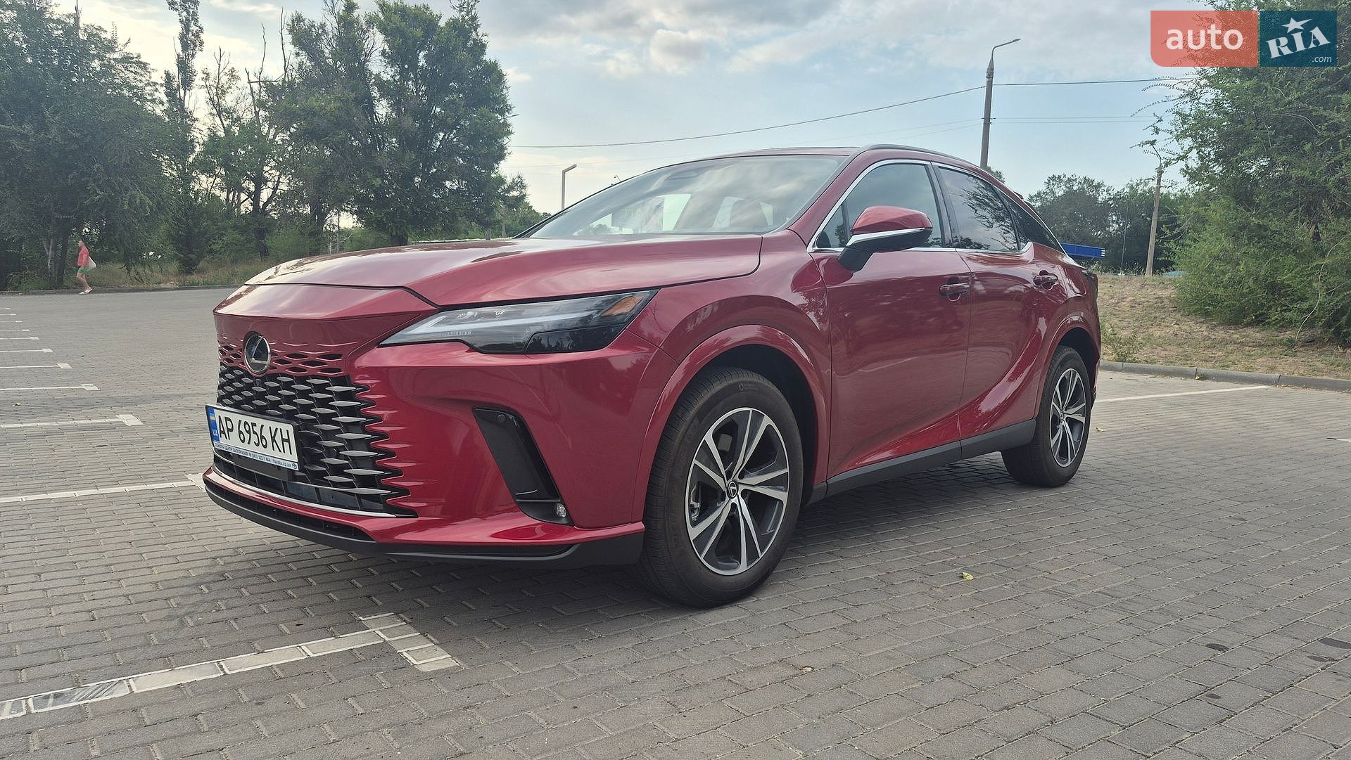 Lexus RX 2025 VIN 2T2BAMCA5SC108541 фото оголошення 3 з 33