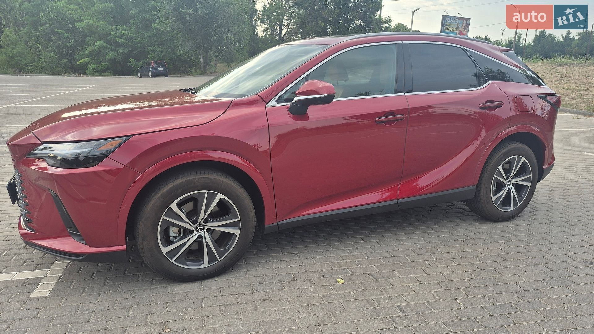 Lexus RX 2025 VIN 2T2BAMCA5SC108541 фото оголошення 4 з 33