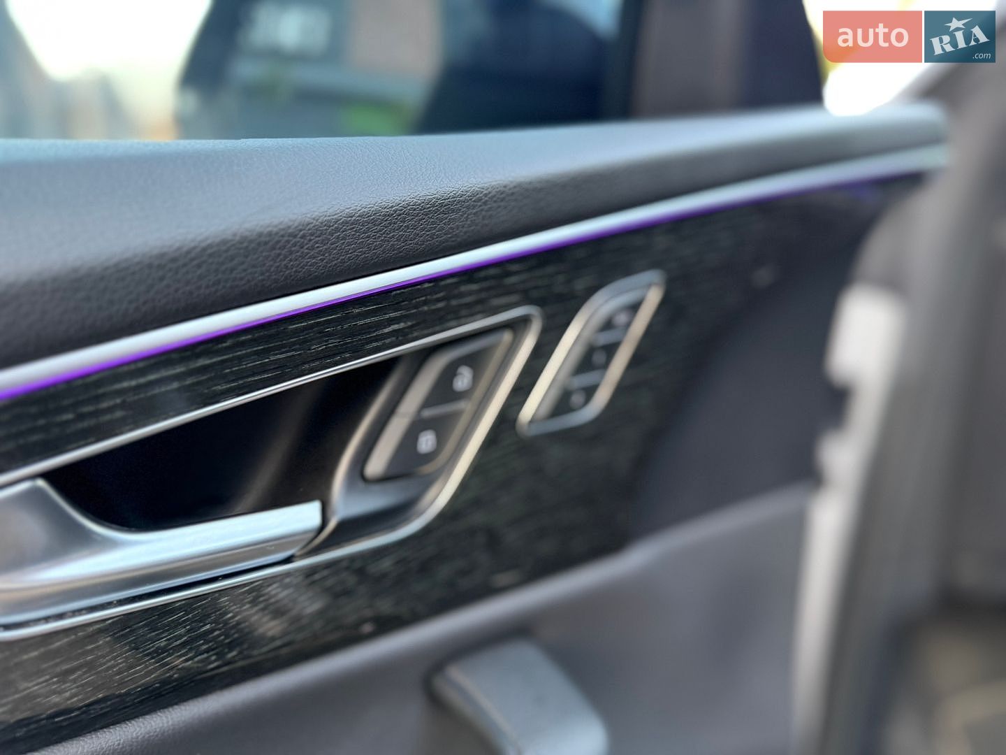 Audi Q8 2019 VIN WA1EVAF15KD036205 фото оголошення 34 з 55