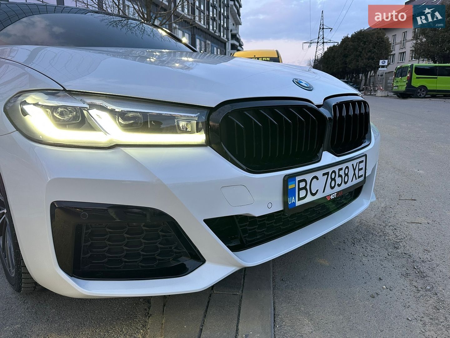 BMW 5 Series 2023 VIN WBA13AG07PCN57629 фото оголошення 14 з 30