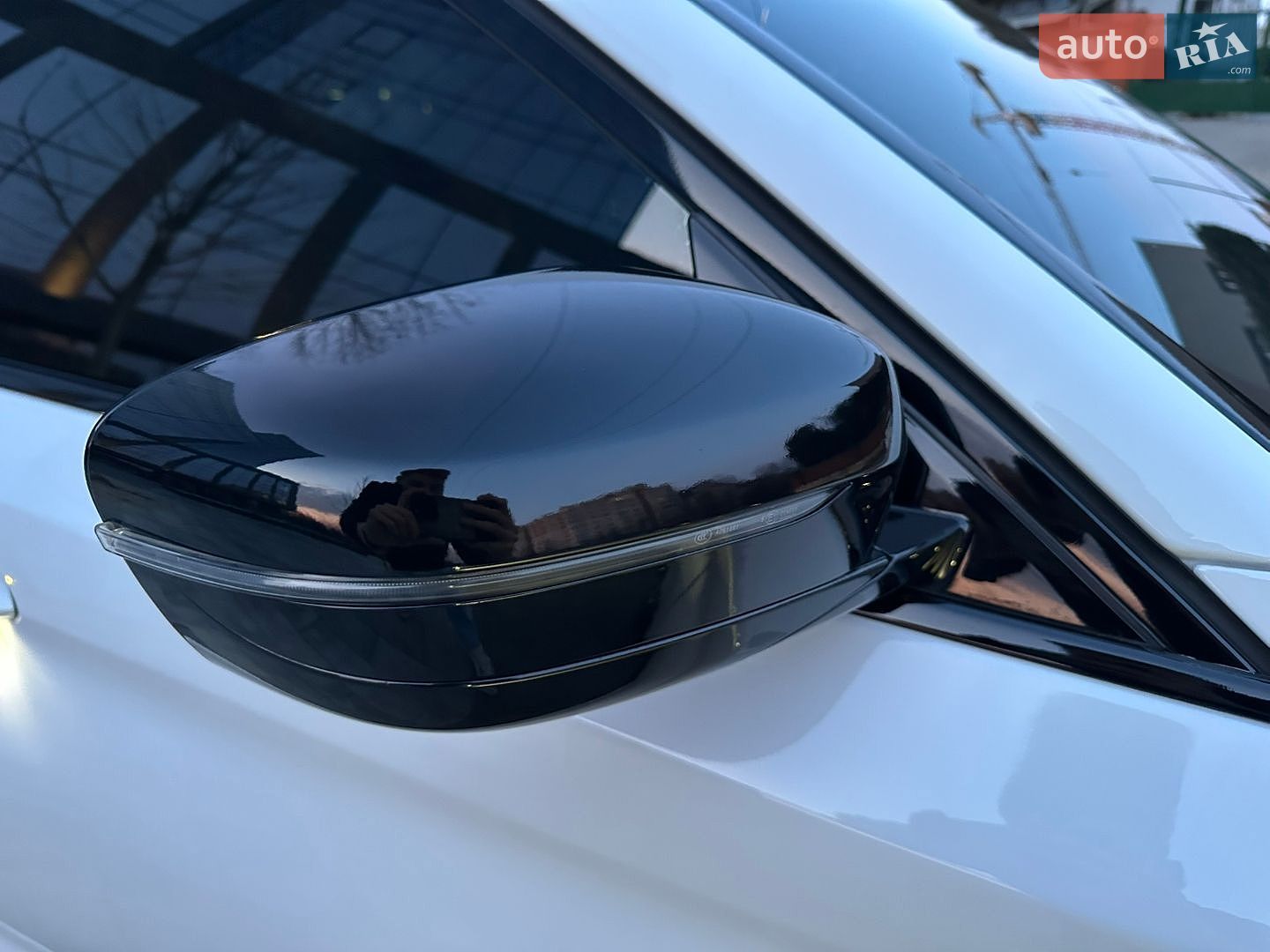 BMW 5 Series 2023 VIN WBA13AG07PCN57629 фото оголошення 21 з 30
