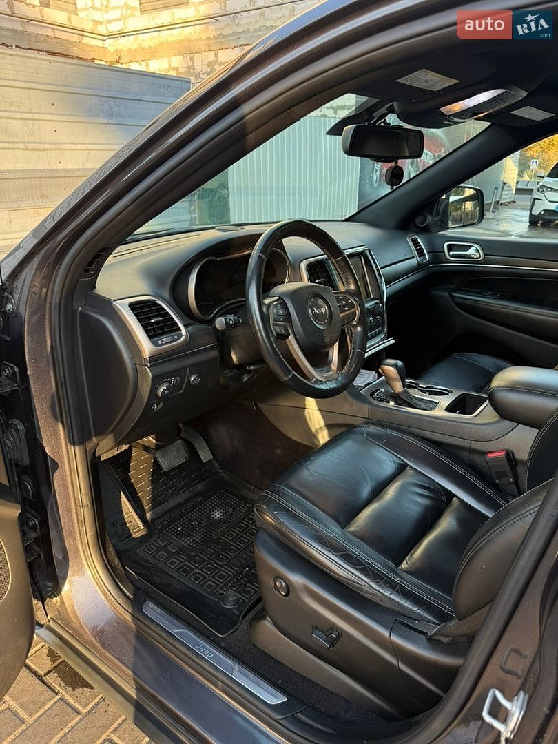 Jeep Grand Cherokee 2016 VIN 1C4RJEBG0GC336087 фото оголошення 4 з 17
