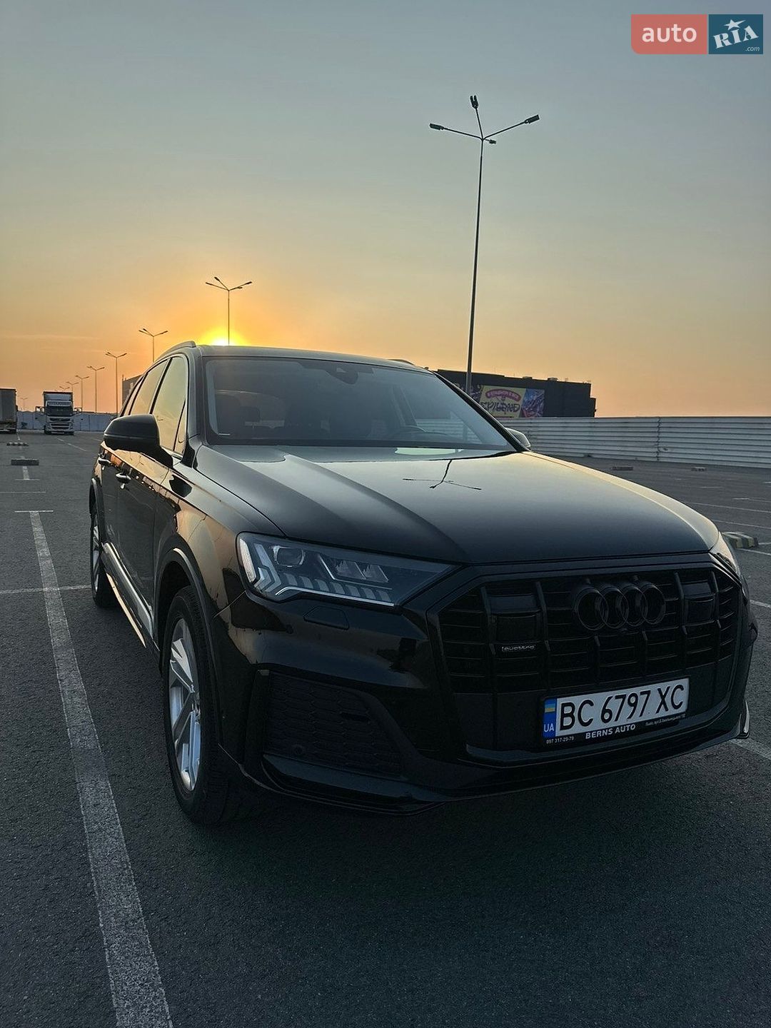 Audi Q7 2022 VIN WA1LXBF74PD009824 фото оголошення 15 з 80