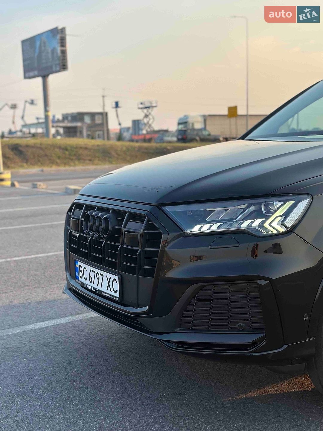 Audi Q7 2022 VIN WA1LXBF74PD009824 фото оголошення 39 з 80