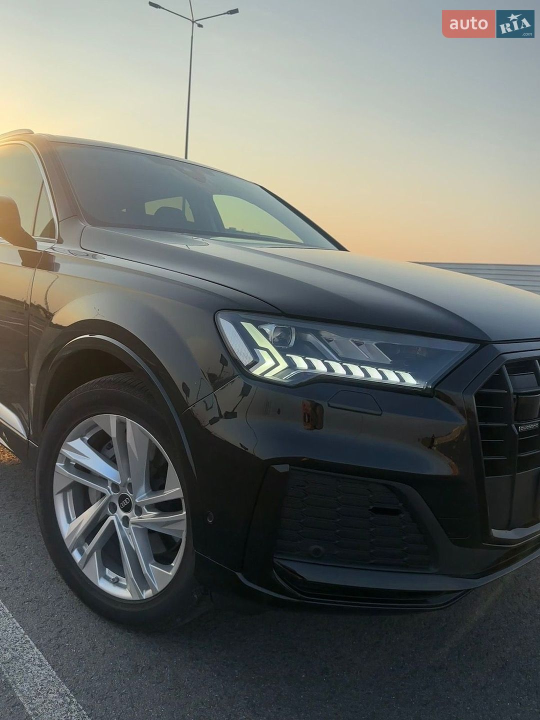 Audi Q7 2022 VIN WA1LXBF74PD009824 фото оголошення 60 з 80