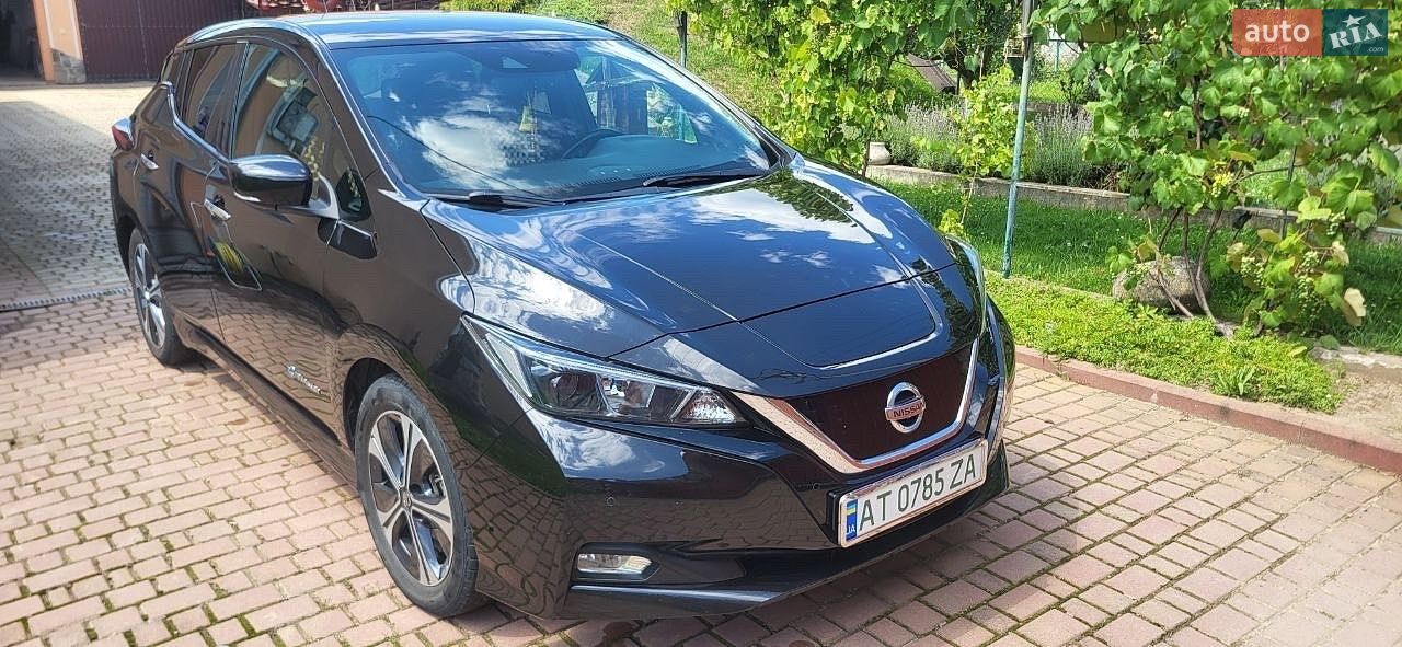 Nissan Leaf 2018 VIN SJNFAAZE1U0013475 фото оголошення 4 з 46