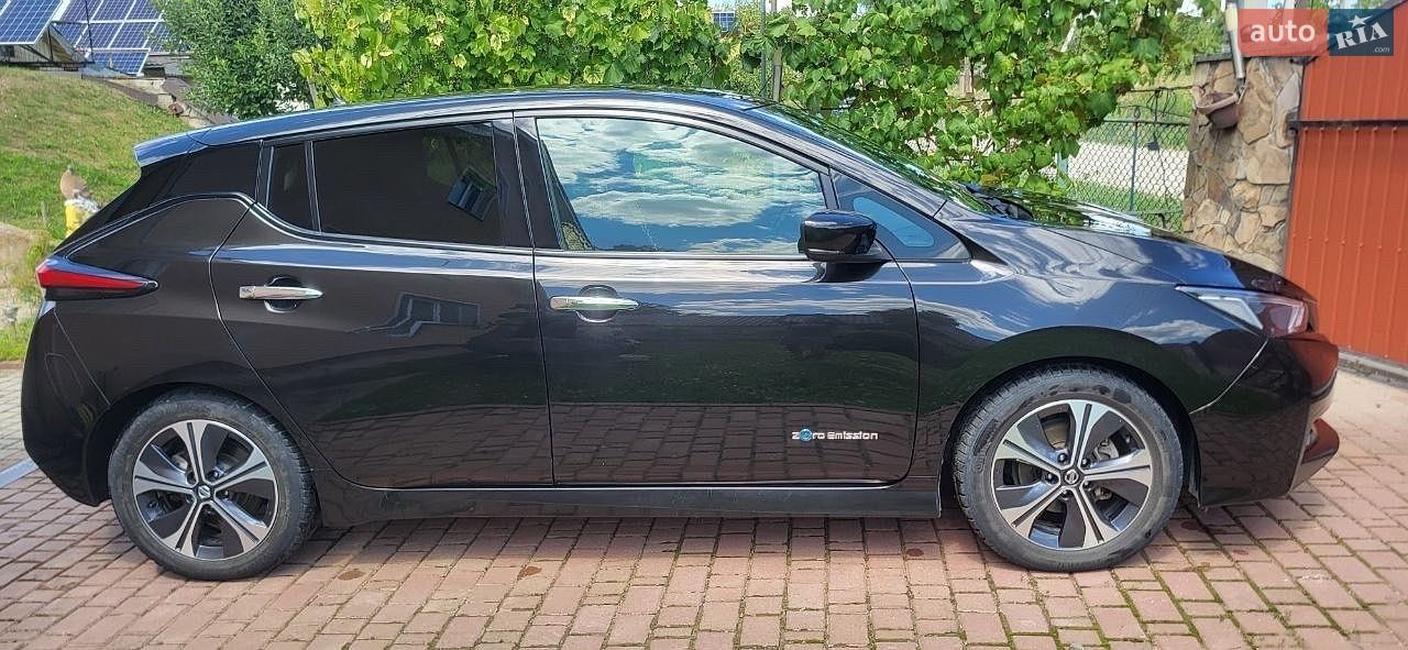 Nissan Leaf 2018 VIN SJNFAAZE1U0013475 фото оголошення 12 з 46