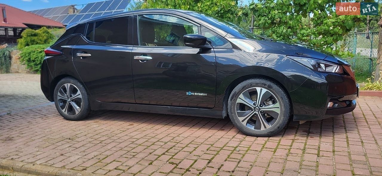 Nissan Leaf 2018 VIN SJNFAAZE1U0013475 фото оголошення 13 з 46