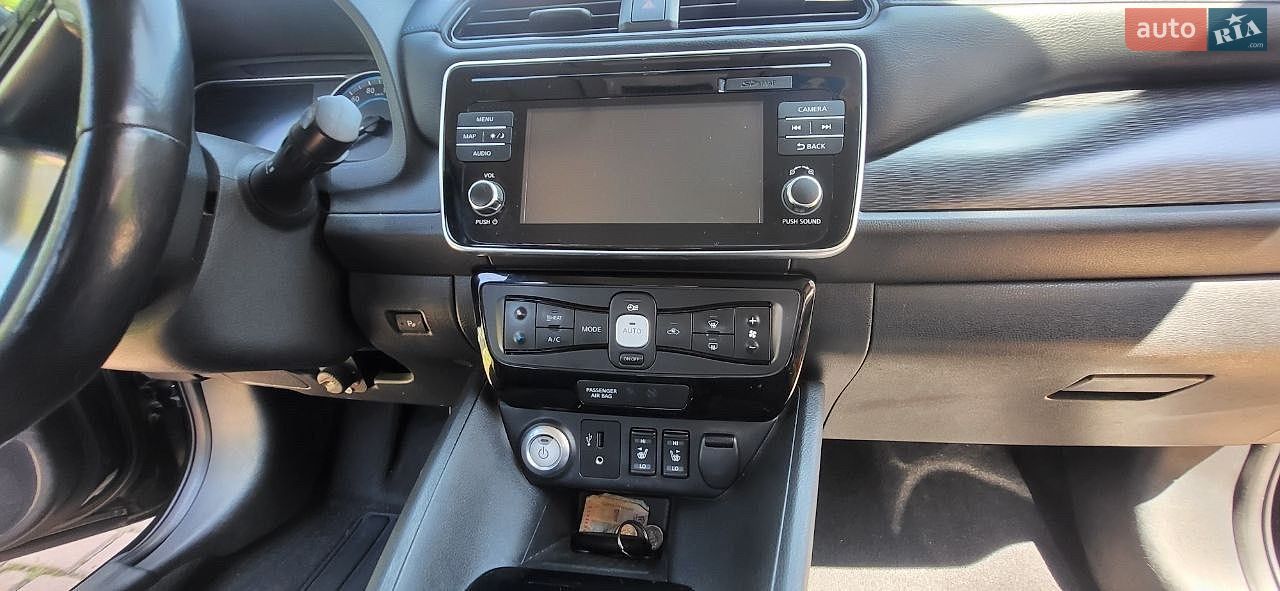 Nissan Leaf 2018 VIN SJNFAAZE1U0013475 фото оголошення 36 з 46